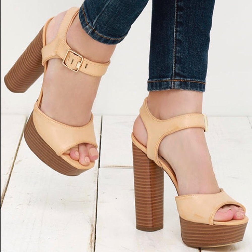 Circus by Sam Edelman Cosmo Tan Heel
